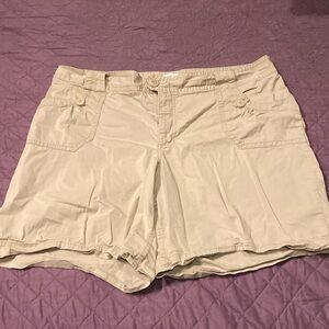 Khaki 20w shorts